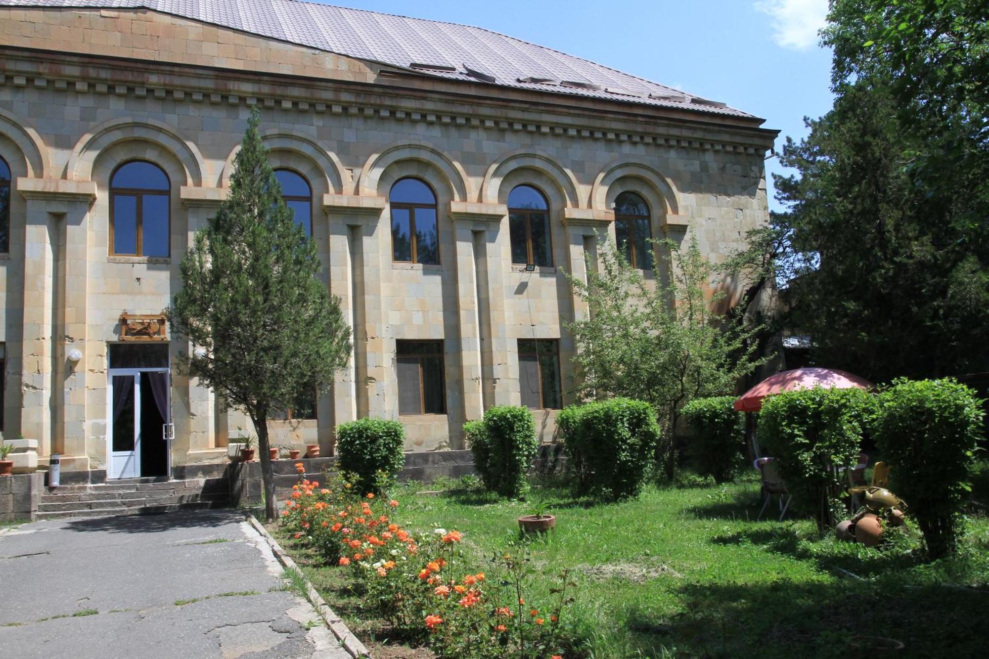 Health Resort Arzni 1 Εξωτερικό φωτογραφία